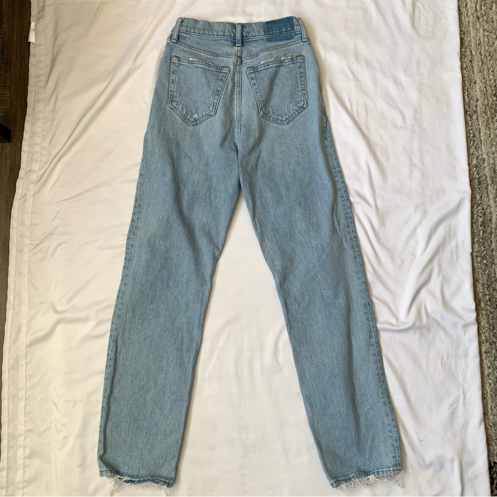 A&F The Dad High Rise Crossover Jeans - Picture 3 of 9